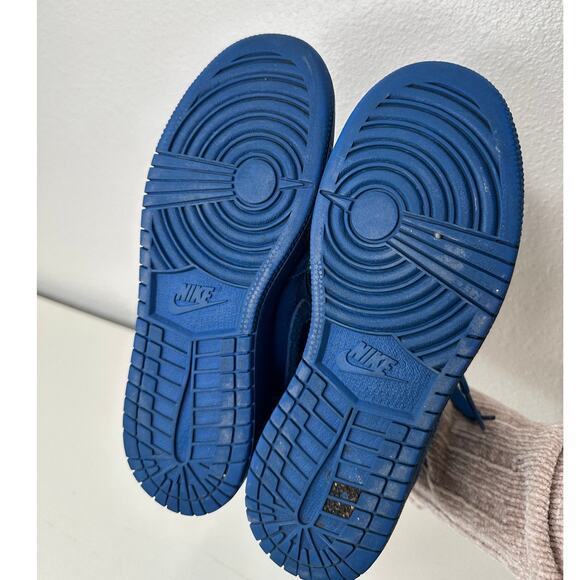 Nike Air Jordan 1 Retro High Top Blue Suede Sneaker 4 Youth - Picture 14 of 16